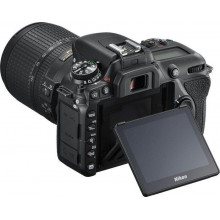 Зеркальный фотоаппарат Nikon D7500 (VBA510K002)